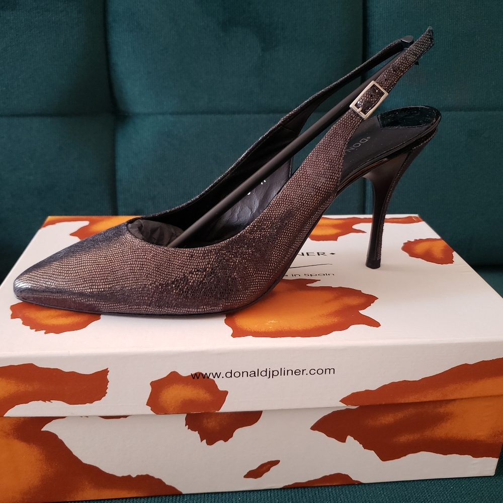 Donald J Pliner women's dress shoes size 9.5
